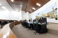 15ª sessão ordinária aprova regularização de área e seis projetos em primeiro turno