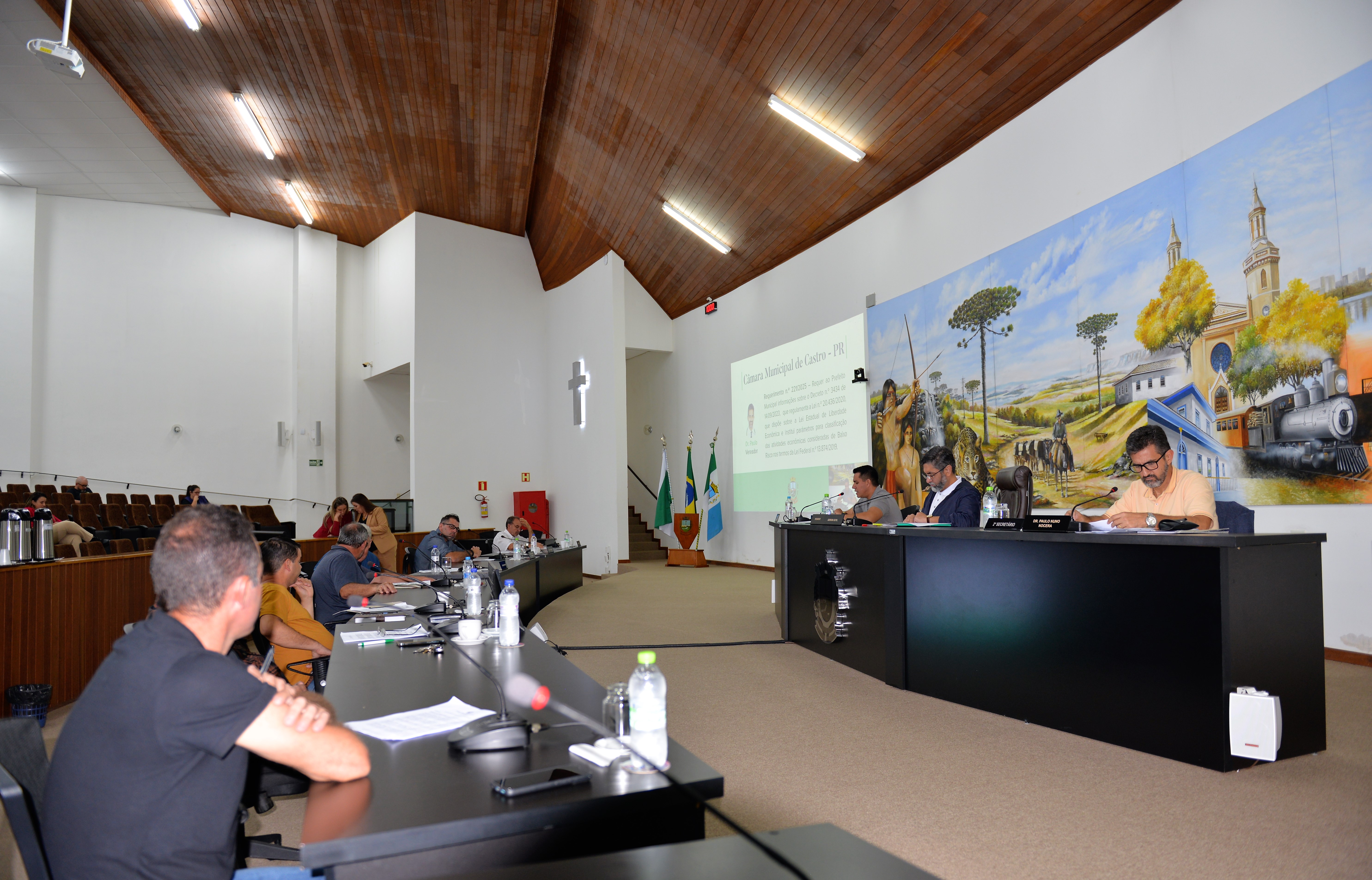 Projeto de lei para alteração do organograma da Prefeitura entra no expediente 