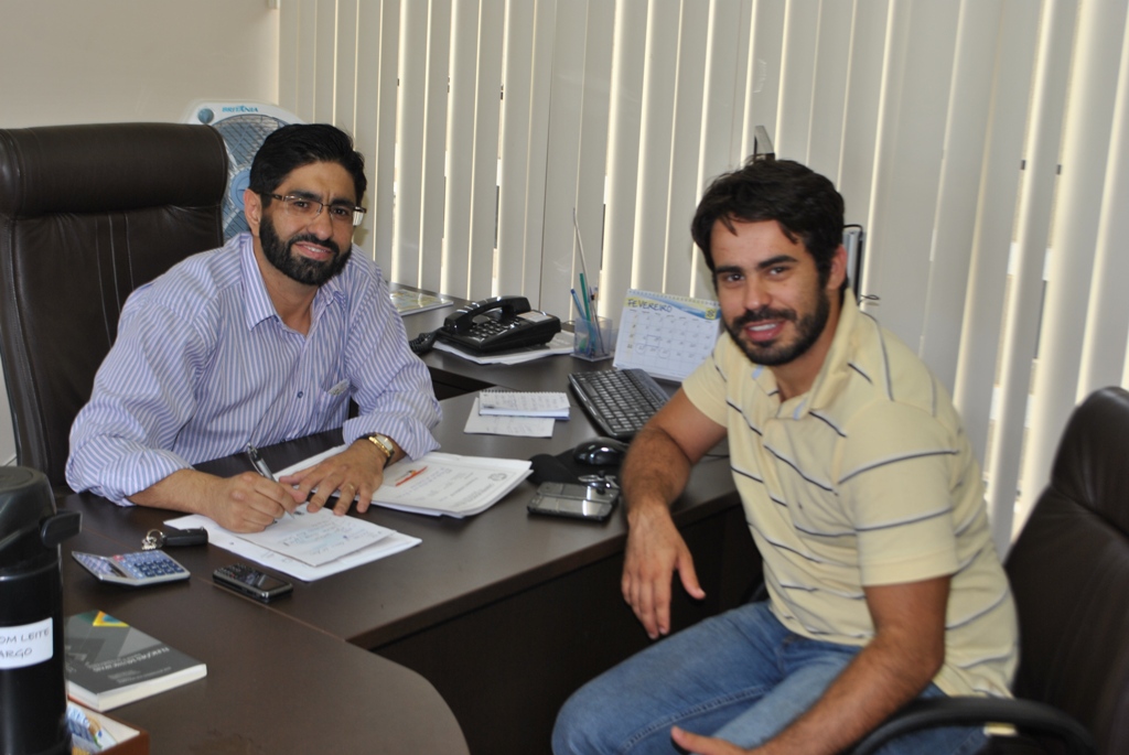 Gerson Sutil reúne-se com diretor do IC
