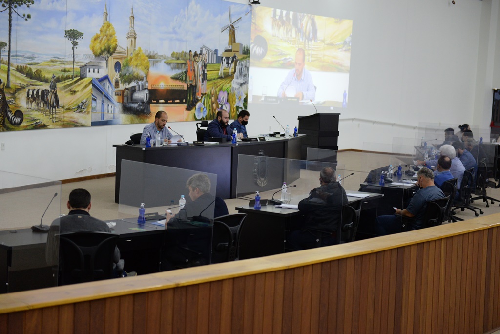 Lei disciplinará funcionamento de “food trucks”