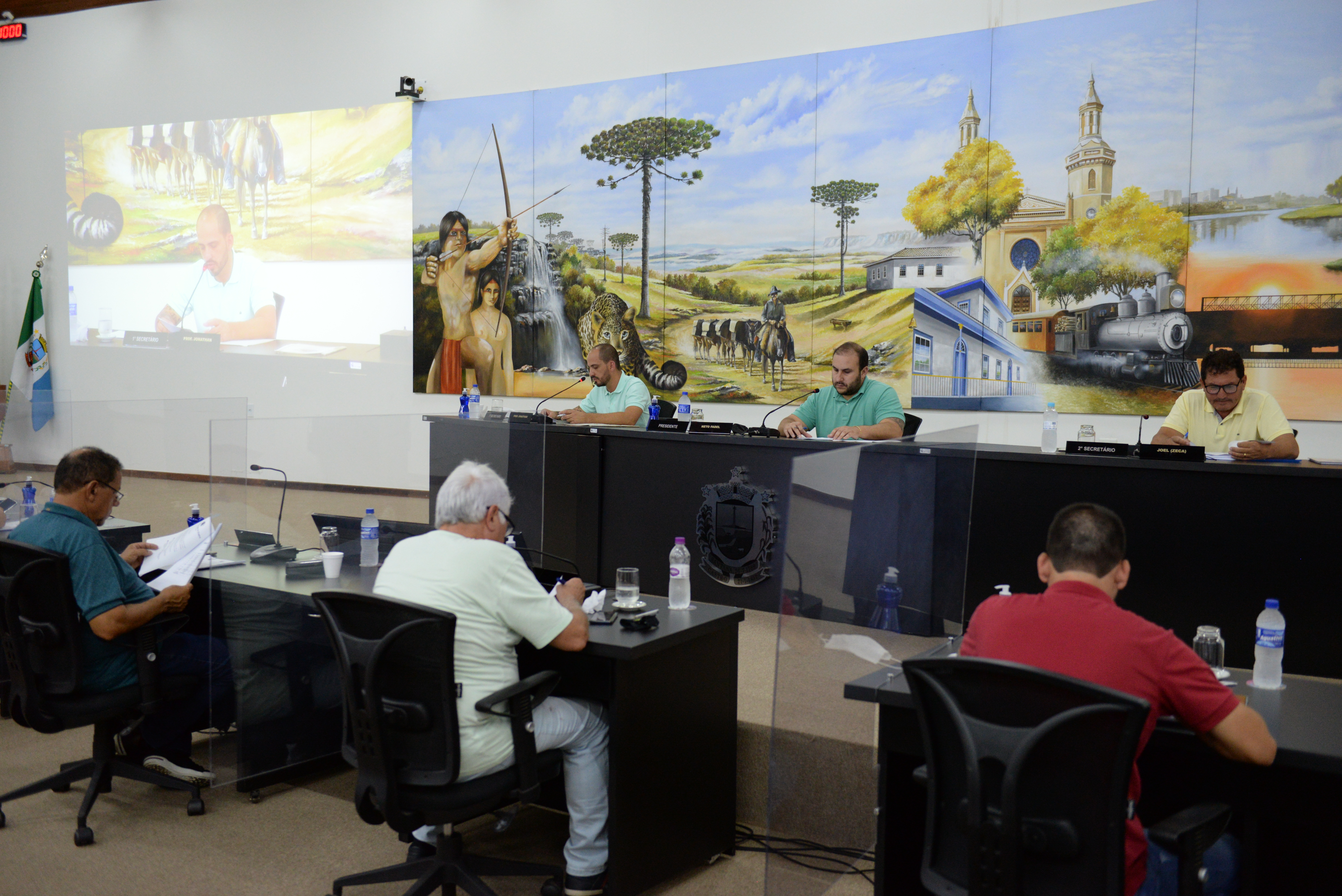 Aprovado aumento salarial para os professores municipais