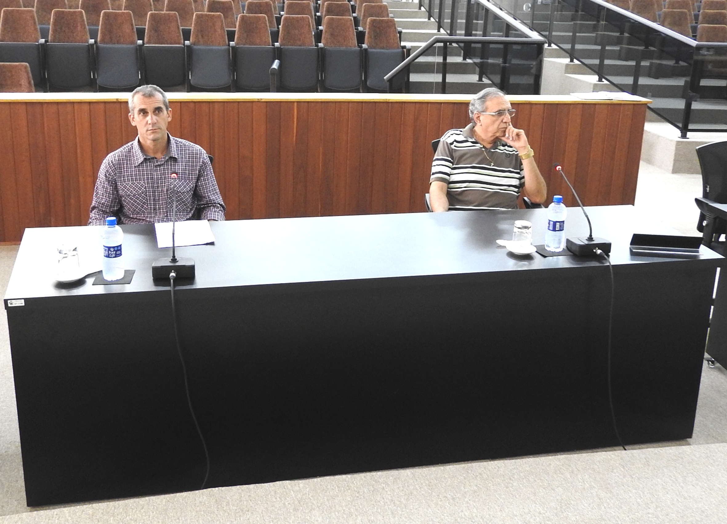 Sessão Extraordinária - 11012017 - foto 04.JPG