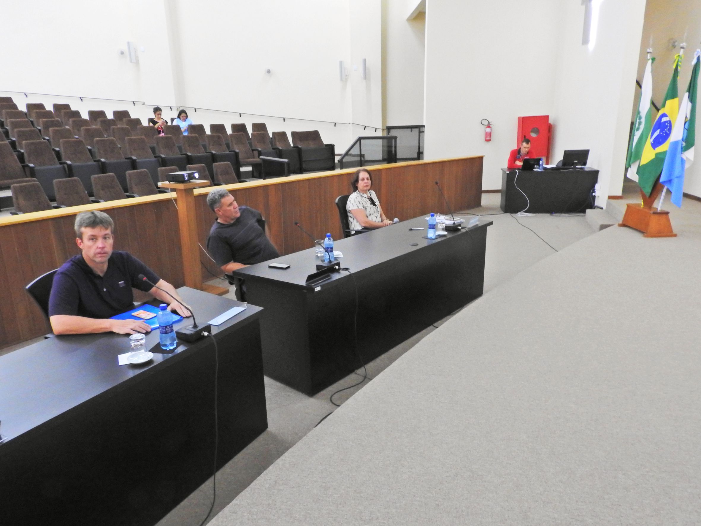 2018-02-21 - Aud. Púb. Saúde 3º Quad. 2017 - Foto 004.JPG