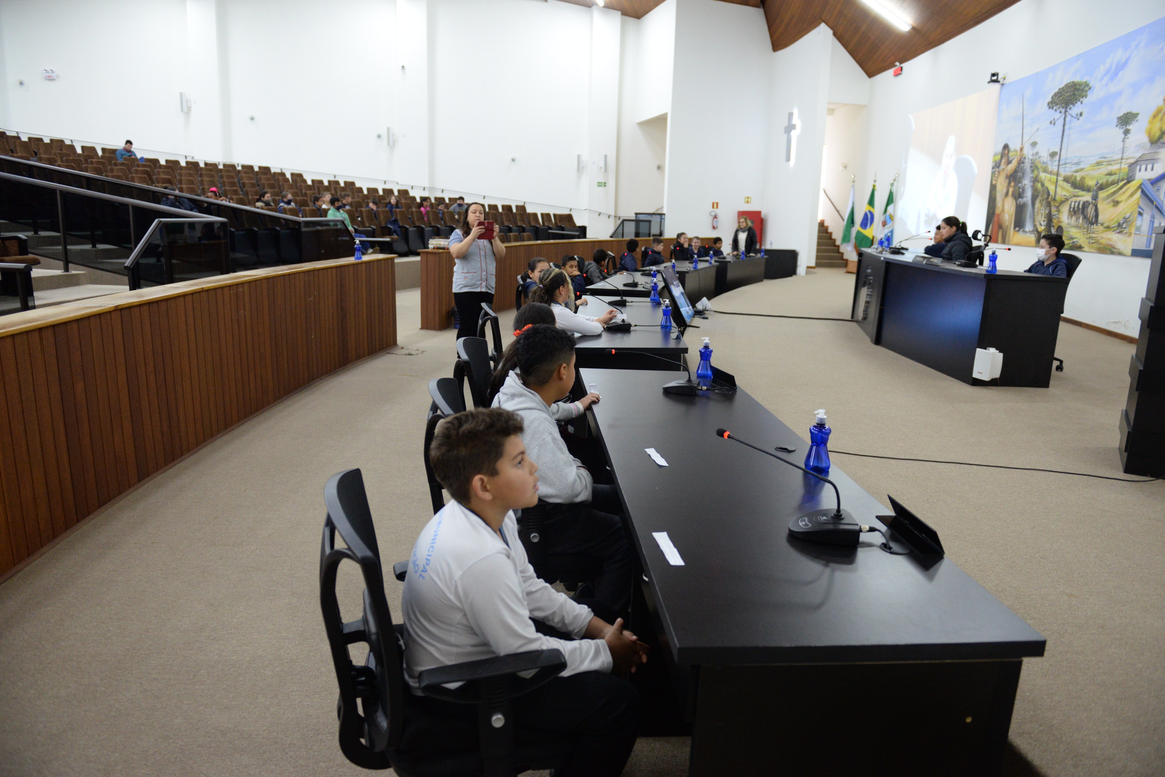 Sessão Criança Escola Municipal Vila do Rosário 17-10-22 (1).JPG