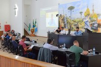 Vereadores aprovam projetos sobre defesa do consumidor e crédito para pesquisa de preços